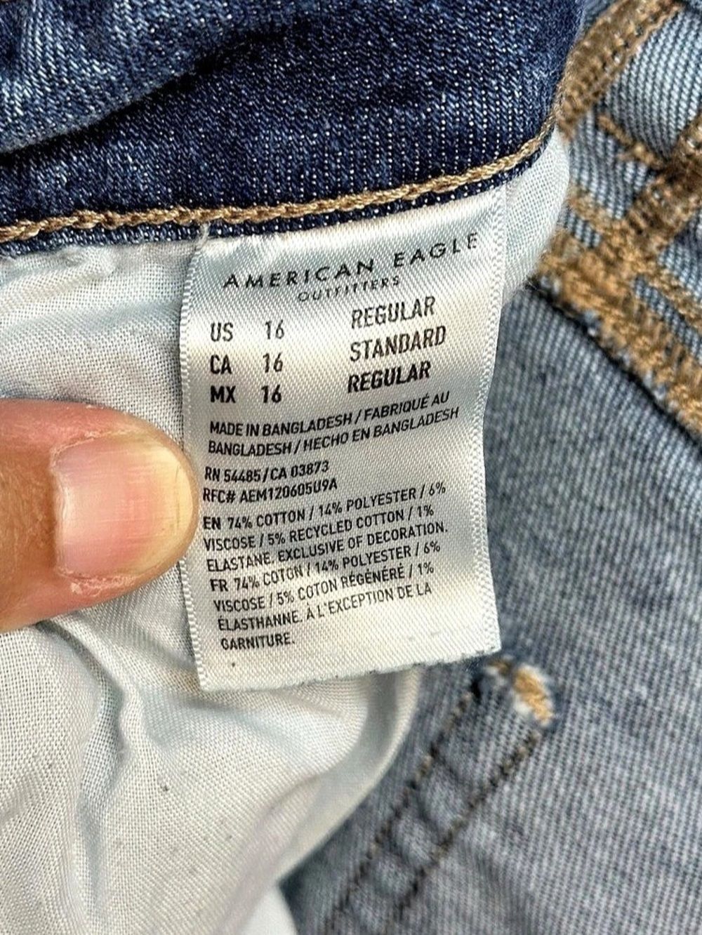 American Eagle Mom Jean Women 16 Regular High Rise Stretch Medium Wash Jeans - Picture 7 of 11